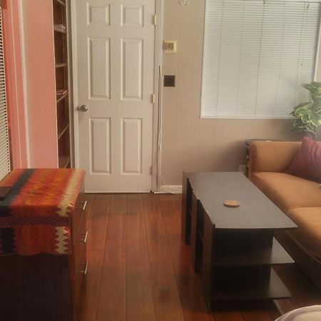 Woodland Hills Best Priced Room Los Angeles Exteriér fotografie