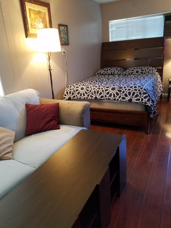 Woodland Hills Best Priced Room Los Angeles Exteriér fotografie